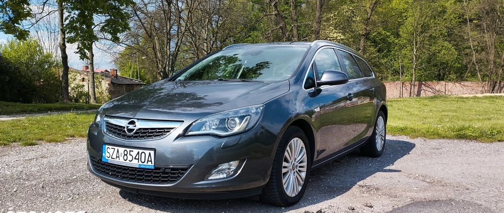 Opel Astra cena 20000 przebieg: 237229, rok produkcji 2011 z Szczekociny małe 667